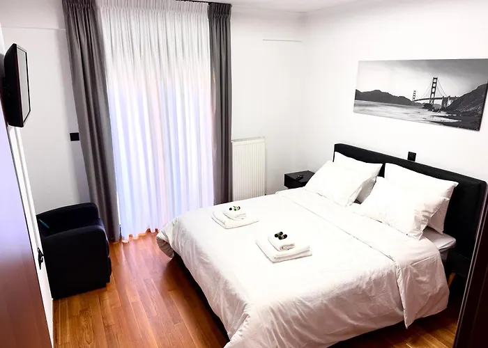 Grand * Kastoria